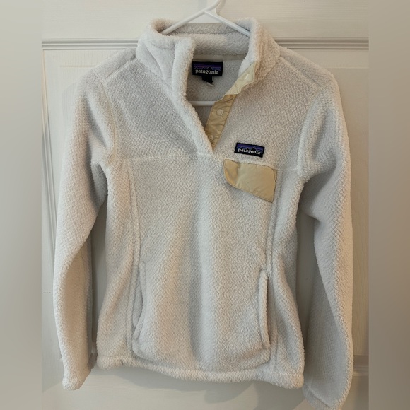 Patagonia Jackets & Blazers - Patagonia pullover, women’s XXS. Off white/cream